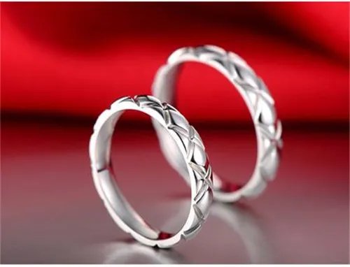 结婚戒指谁买  结婚戒指多少钱一对