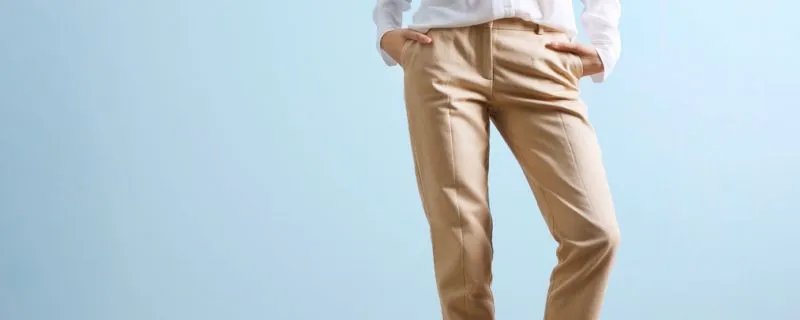 卡其色裤子配什么鞋子 卡其色裤子和什么鞋子搭配