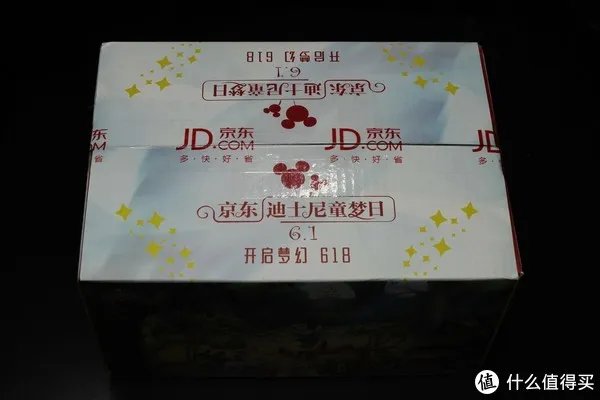 体积小、重量轻、参数强大：SONY 索尼 A6300 APS-C画幅 微单相机