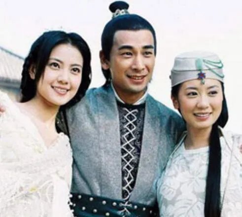 神医侠侣高圆圆吻戏被删 与贾静雯再续爱恨情仇