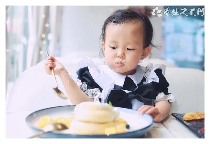 小孩磨牙是什么原因