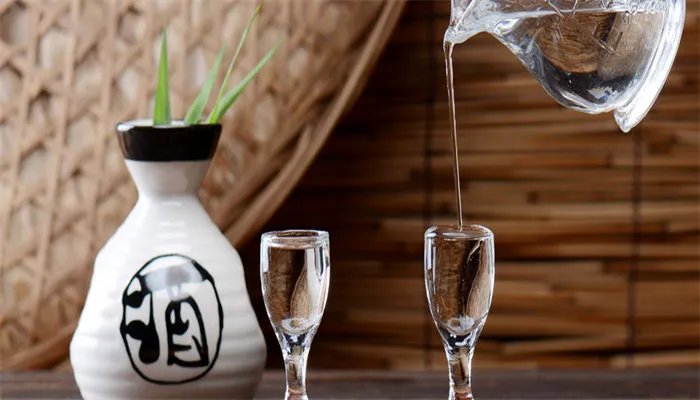 火车上能带酒吗 火车上可以带酒吗