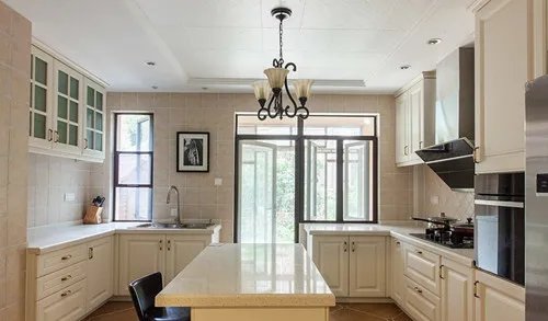 天花板吊顶材料有哪些 天花板装修注意事项