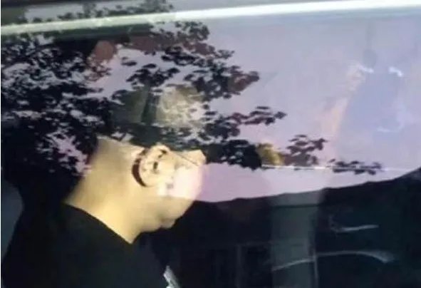 徐峥暴打女记者为何网友反倒支持他？