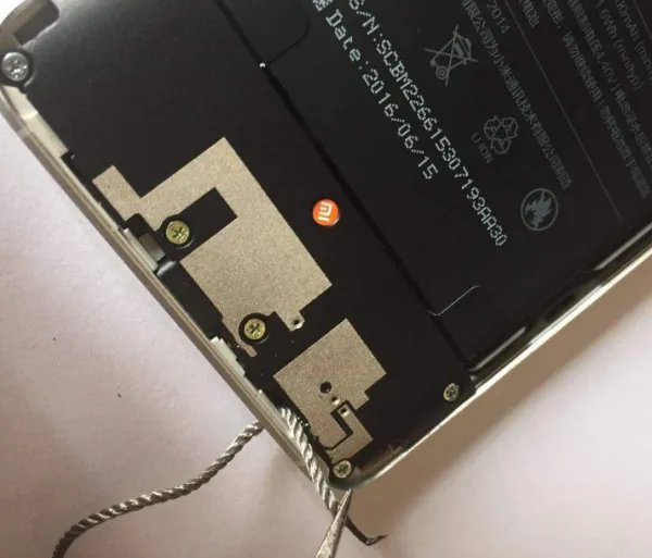 手机挂绳如何安装？