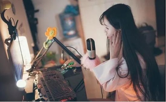 偷划母亲40万到底是为什么什么？