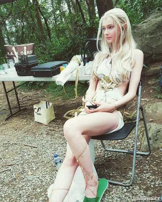 这个美女模特扮精灵神了！简直就像CG制作的