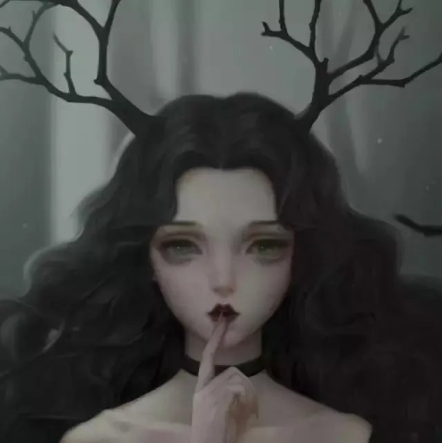 长发高冷女生头像？