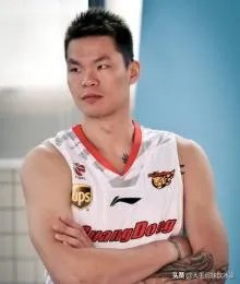 2013亚锦赛林志杰带领台北怎么战胜广东六人的中国男篮？