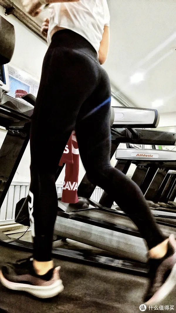 功能性压缩裤怎么选？亲测六款2XU压缩裤帮你找到最适合的