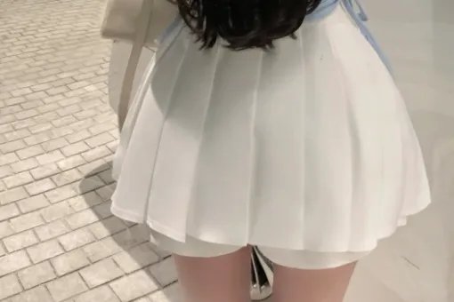 短裙的英文怎么说