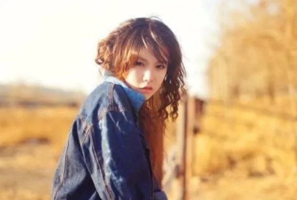 本兮十大经典歌曲排行榜：《情花》上榜，第二最为甜美