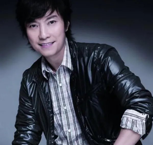 ‘心要让你听见 爱要让你看见’这歌词的歌名叫什么