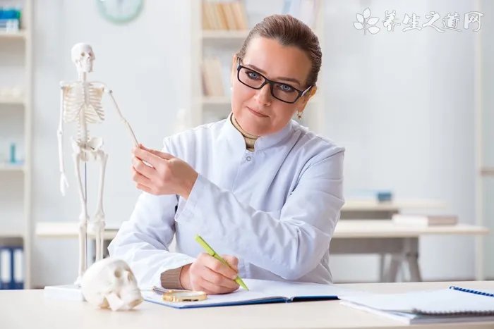 辛伐他汀胶囊服用方法如何？