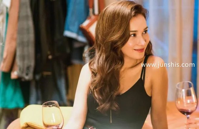 卢靖姗是几国混血吗：卢靖姗的爸爸是哪个国家的