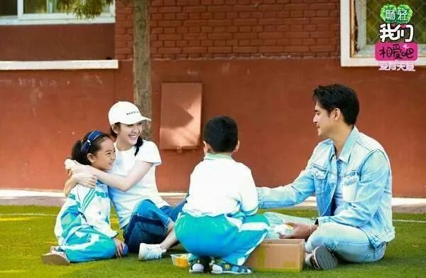 你觉得王鸥怎么样？她在《我们相爱吧》能不能洗白？