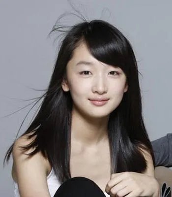 周冬雨个人资料，周冬雨照片，周冬雨微博