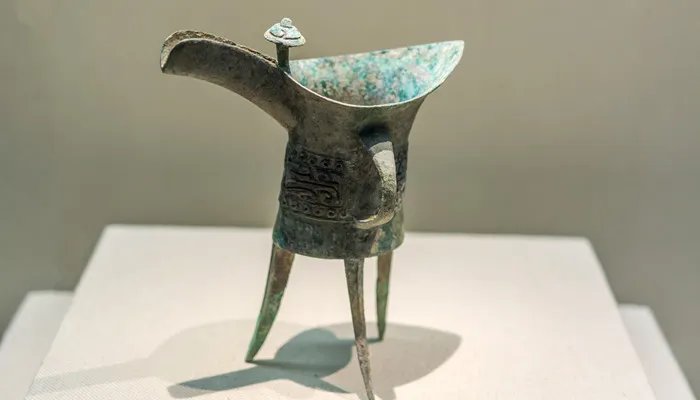 中国历史上第一个有直接文字记载的王朝是什么 历史上第一个有直接文字记载的王朝