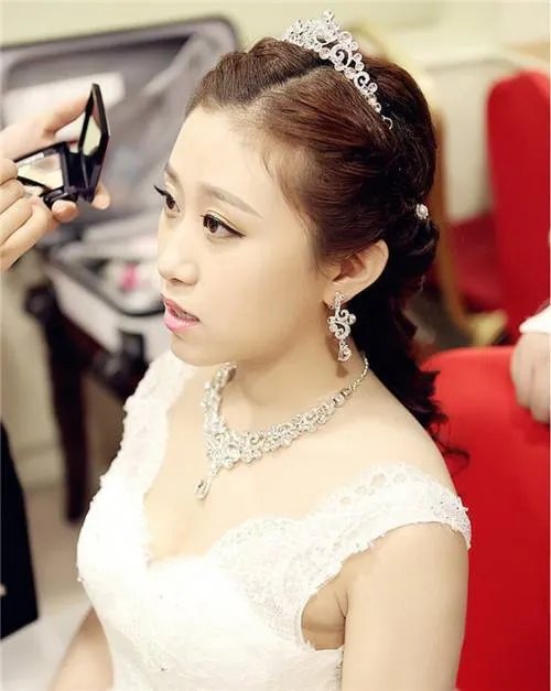 跟妆流程步骤      跟妆需要注意什么