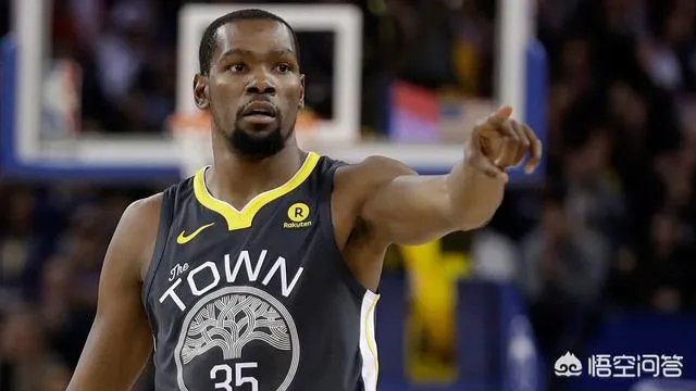 杜兰特友善回应格林母亲，怎样看待他这次的情商爆表？