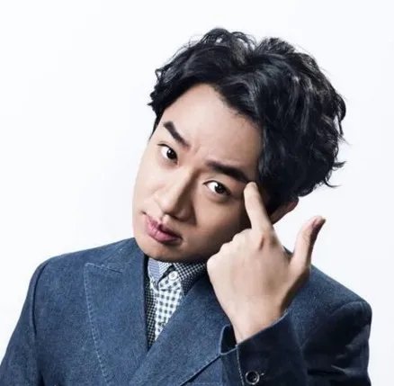 王祖蓝上演最强模仿达人 拉曾志伟做女婿