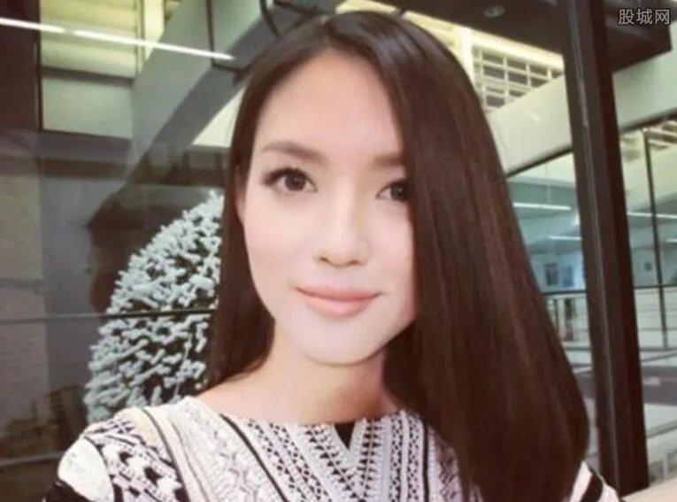 张梓琳老公聂磊家境 红三代背景令人咋舌