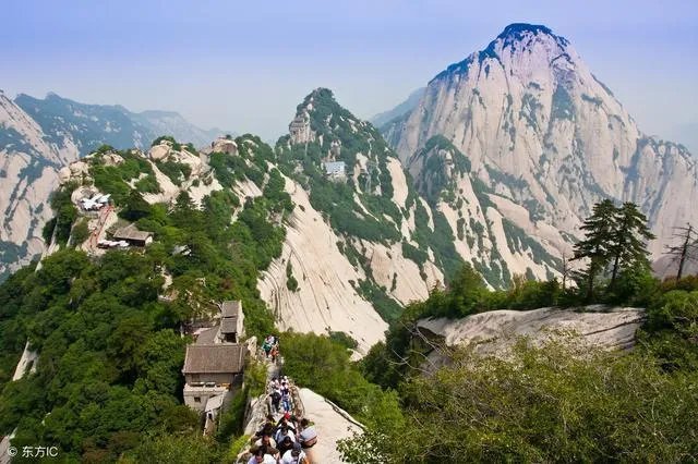 华山为何被称为“奇险天下第一山”？