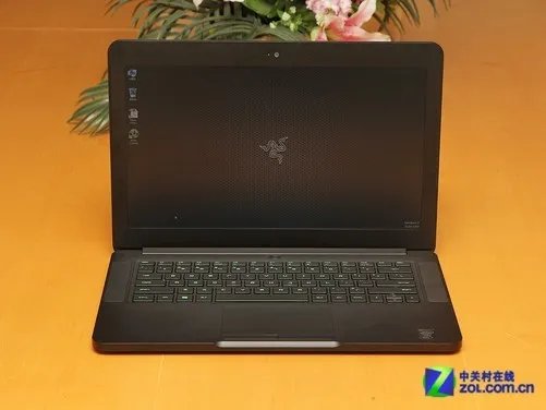 最薄的顶配游戏平台 雷蛇Blade全面解析