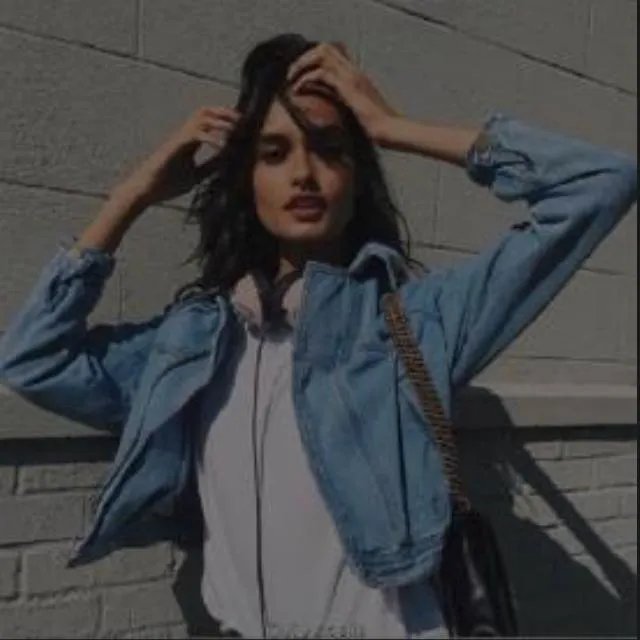 维密上扶奚梦瑶起来的模特是谁？