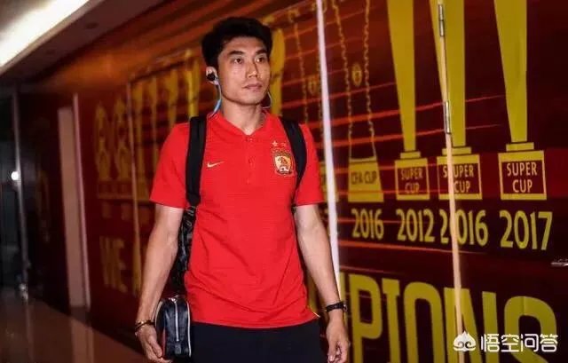 国足官方为38岁郑智庆生，连说三个感谢，发文时间设定为十点，有什么含义吗？对此你怎么看？