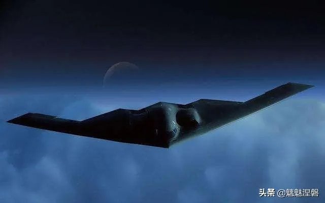 美国B2隐形轰炸机的造价是多少？觉得如何？