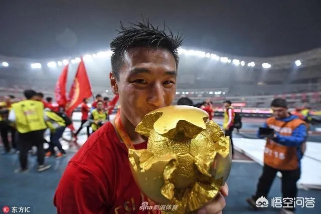 武磊亮相西甲西班牙人，你是否有感动到流泪？