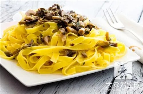 肉酱面怎么做才好吃？教您做出正宗的肉酱面！