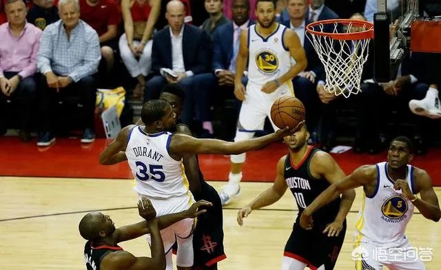 杜兰特友善回应格林母亲，怎样看待他这次的情商爆表？