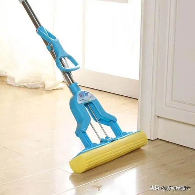 用什么拖地最干净？