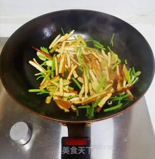 芹菜炒香干