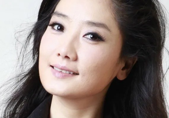 玲花结婚的时候，曾毅为什么哭了？