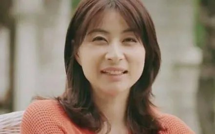 郭晶晶除冠军以外还有很多身份，难怪霍启刚铁心要娶她，究竟是哪些身份？