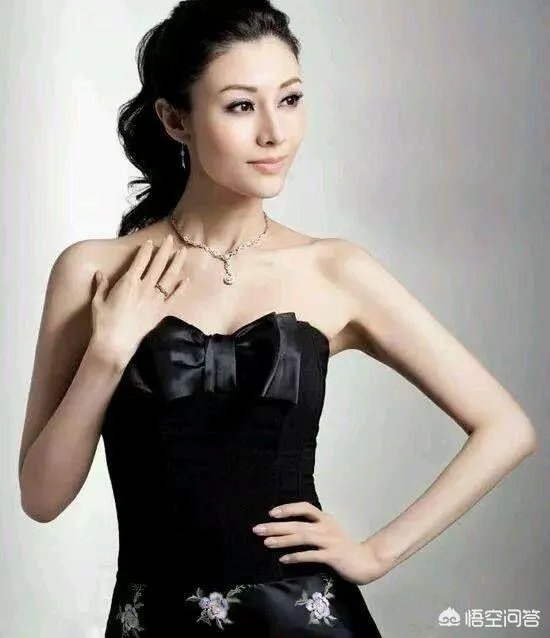 如何评价嫁入豪门的李嘉欣?