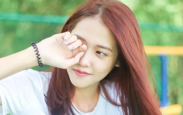 和女孩子聊什么话题好呢 什么是正常聊天的话题呢