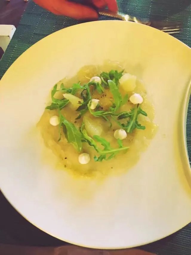 你私藏了哪些美食类电脑壁纸愿意分享？