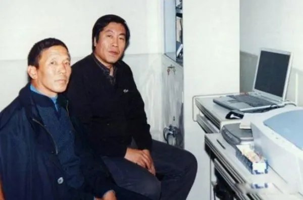 黄延秋事件到底怎么回事 事件解密承认自己是坐火车去的