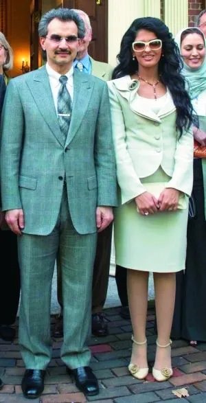 沙特王子的妻子们图片 沙特老国王奢侈生活揭秘