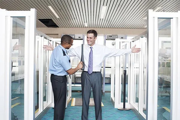 电动剃须刀可以带上飞机吗 充电的剃须刀能托运吗