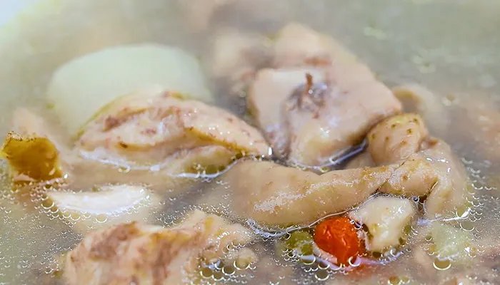 炖鸡的做法 如何炖鸡汤好喝