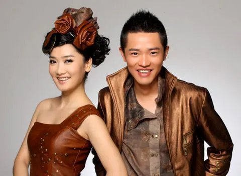 玲花结婚的时候，曾毅为什么哭了？