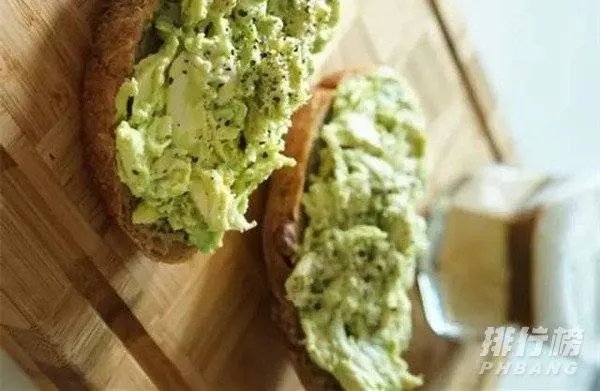 鸡胸肉怎么做好吃_鸡胸肉的十种做法