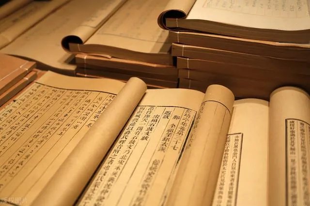 中国古代文学作品选