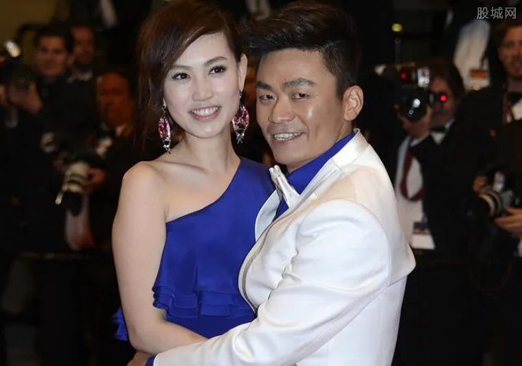 马蓉退出王宝强公司 王宝强占股68.75%