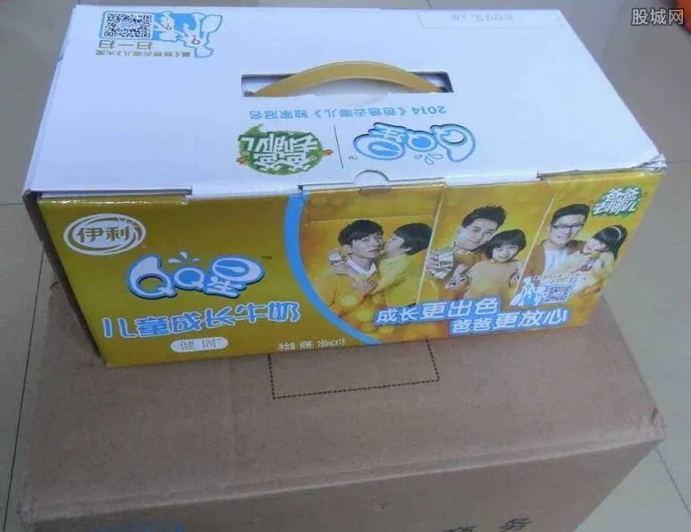 伊利qq星多少钱一箱 不愧是明星儿子标配！